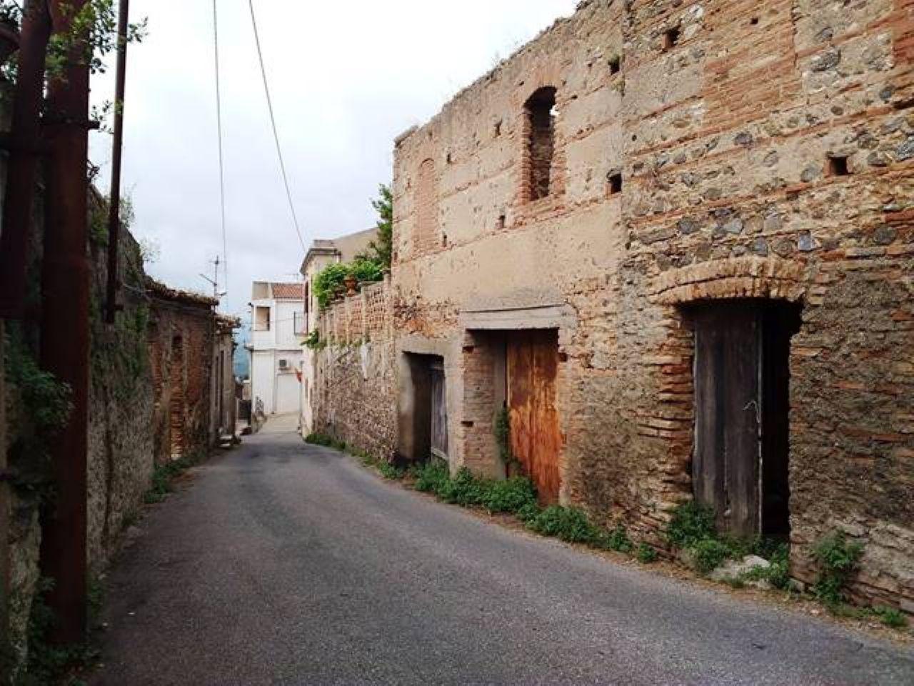Magazzino in , Messina - Foto 1