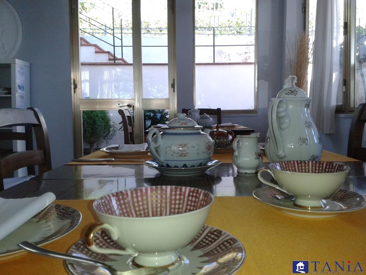 Immobile commerciale in , Carrara - Foto 1