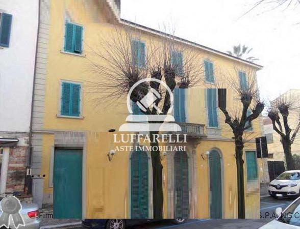 Albergo in Viale Bicchierai, Montecatini-Terme - Foto 1