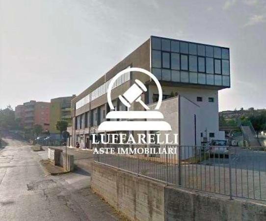 Ufficio in Via Toti, Osimo - Foto 1