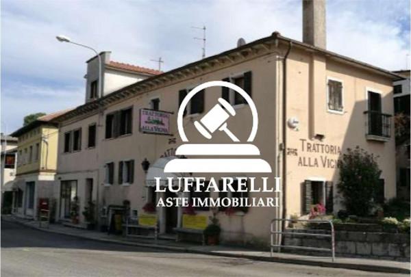 Negozio in Località Cadola, Ponte nelle Alpi - Foto 1