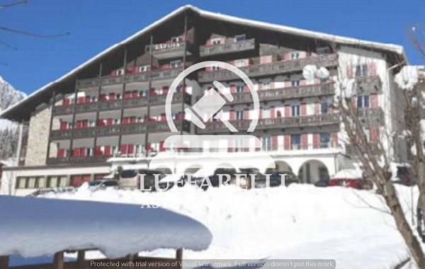 Albergo in Strada Statale del Monte Grappa E del Passo Rolle, Primiero San Martino di Castrozza - Foto 1