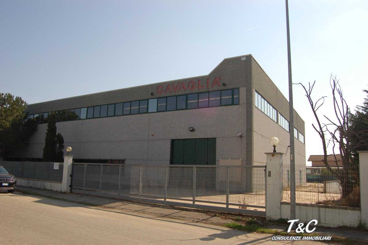 Capannone in Via Sabbioni 32, Trofarello - Foto 1