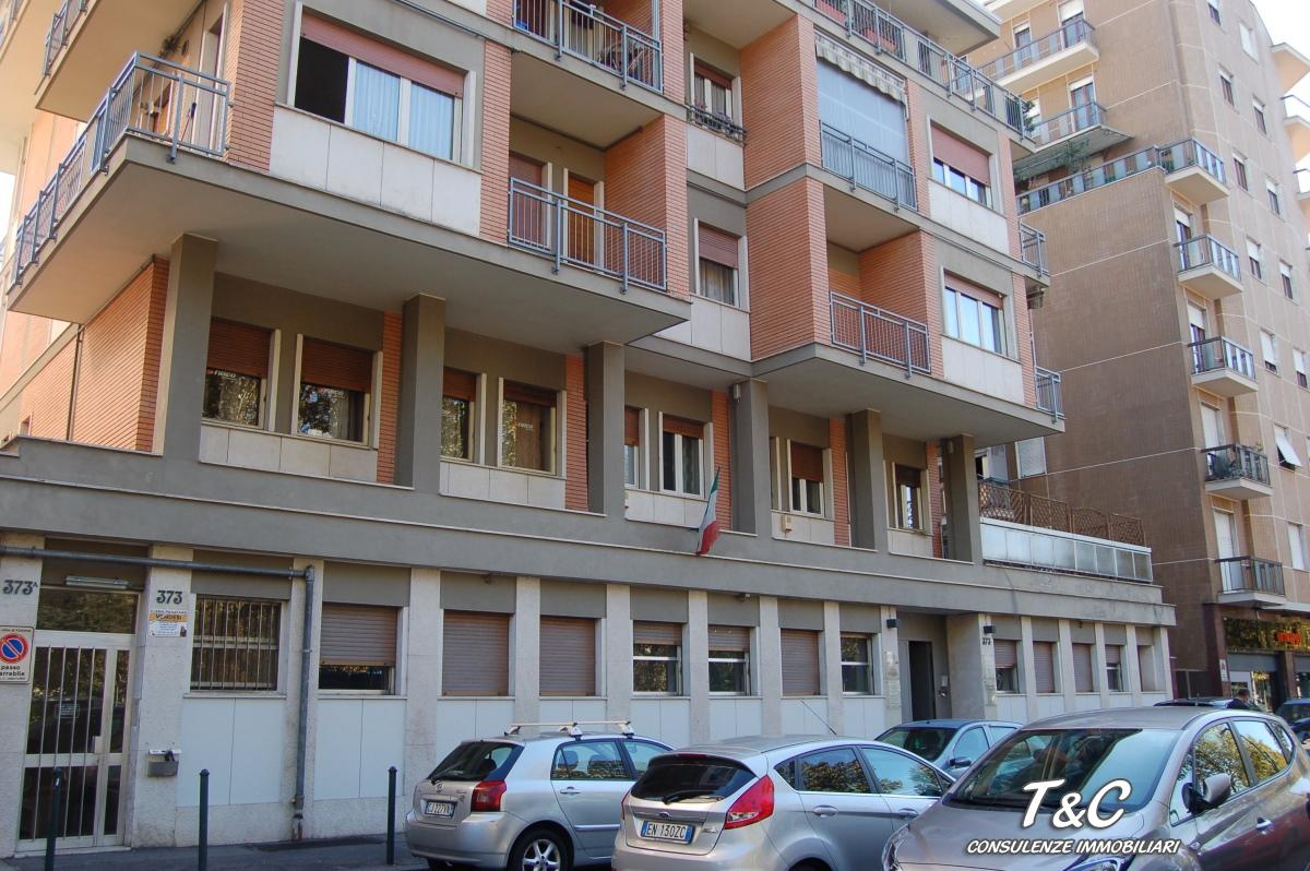 Ufficio in Corso Unione Sovietica 373, Torino - Foto 1